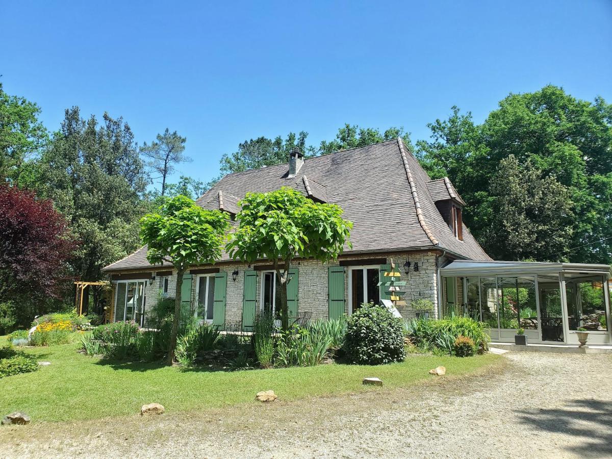 Aux Couleurs D'Esteil Sainte-Nathalene Exterior photo